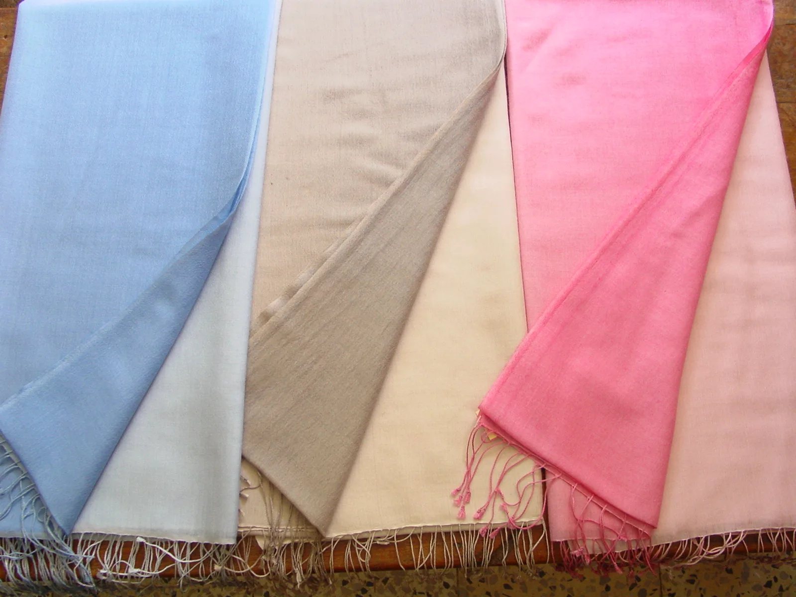 70% Cashmere 30% Silk